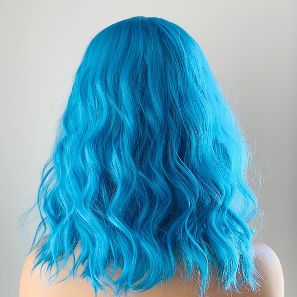 12” Bright Blue “Put On & Go” Synthetic Wig w Bangs for Events 🌈 - Picture 5 of 6